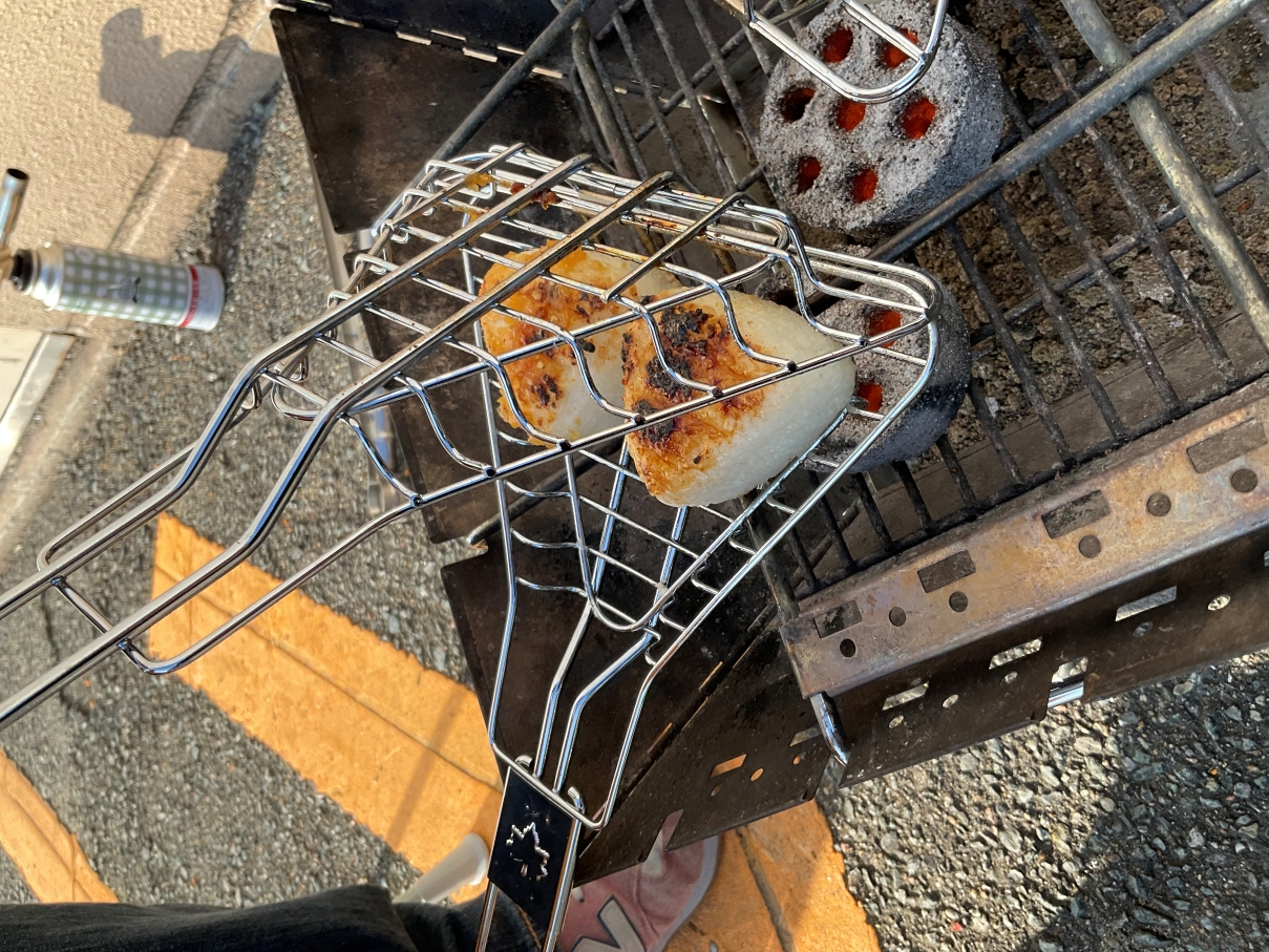 春休みおしごと体験　焼きおにぎり作り